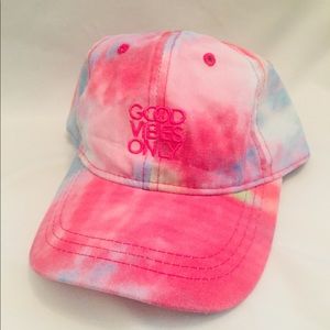 Tie-dye adjustable cap “good vibes only